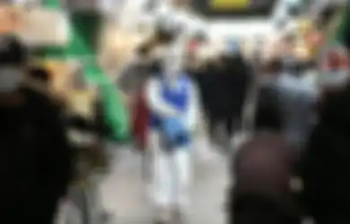 Ngerinya Kisah Lockdown di Kota Ini, Warga Dikurung, Dipaksa Minum Obat Tradisional, hingga Telanjang Agar Bisa Disemprot Disinfektan, 'Tangan Saya Rusak, Kulit Saya Mengelupas'