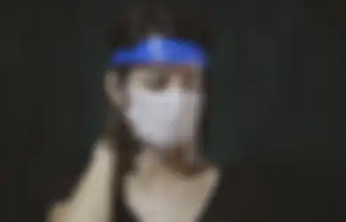 Pakai Face Shield saat Keluar Rumah Memang Baik, Tapi Jangan Sekali-kali Anda Memakainya Tanpa Masker, 'Itu Sama Saja Bunuh Diri'
