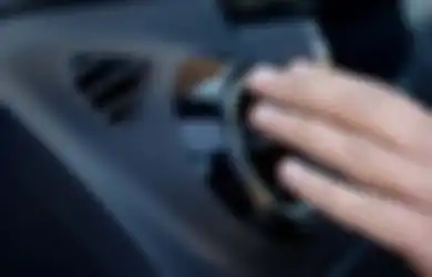 Ciri-ciri Freon AC Mobil Habis, Bikin Kabin Pengap Hingga Bau Apek