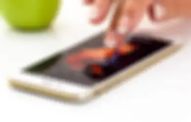 Biar Bersih dan Kinclong! Begini Cara yang Benar untuk Bersihkan Casing HP, Dua Bahan Ini Pasti Ada di Dapurmu