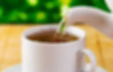 Jadi Hal yang Biasa Dilakukan Sebelum Mulai Beraktivitas, Kebiasaan Minum Teh Panas Ternyata Miliki Bahaya bagi Kesehatan, Riset Bahkan Tunjukkan Fakta Mencengangkan Ini!