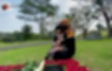 Baru Berusia 3 Tahun, Reaksi Putri Ririn Ekawati Saat Pertama Kali Kunjungi Makam Sang Ayah Bikin Haru, Cattleya: Papa Kok Nggak Muncul-muncul?