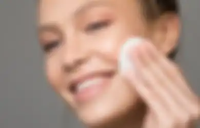3 Exfoliating Toner Korea yang Aman Buat Kulit Berjerawat & Sensitif!