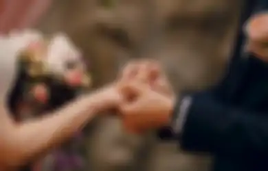 Satu Per Satu Anggota Keluarga Positif Corona Sehabis Gelar Pesta Pernikahan, Ibu Pengantin Meninggal dan Ayah Kandung Kritis, Begini Kronologinya