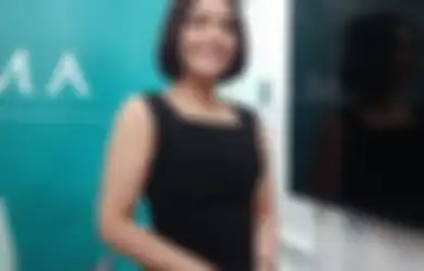Semua Dilakukan Demi Sang Anak, Denada Rela Bangun Tengah Malam Demi Putri Tersayangnya: Aku Malah Suka Kecarian Kalo Dia Gak Nempel