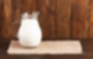 Coba Sekarang Juga! Minum Susu Dicampur Bawang Putih Bisa Atasi Disfungsi Ereksi Hingga Hilangkan Nyeri Sendi