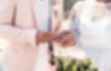 Hadiri Pesta Mewah, Emak-emak Ini Tak Tahu Malu Sampai Siapkan Kantong Kresek Demi Bawa Pulang
