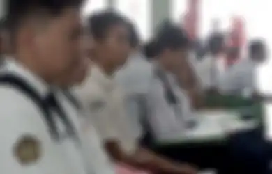 Torehkan Prestasi Sejak Kecil Hingga Sabet 700 Piala, Siswi SMP Ini Sekarang Ditolak 6 SMA Negeri Gegara Masalah Sepele Ini!