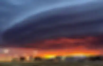 Heboh Awan Berwujud Kapal Induk Alien di Langit New Mexico, Ini yang Sebenarnya Terjadi