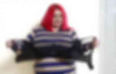Punya Payudara Seberat 30 kg, Wanita Ini Nyaris Membuat Pasangannya Terbunuh Saat Berhubungan Intim Karena Tak Kuat Menahan 'Bebannya', Kisahnya Mengejutkan