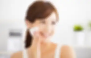 Percuma, 4 Kesalahan Saat Pakai Toner Ini Bikin Wajah Tambah Kusam!