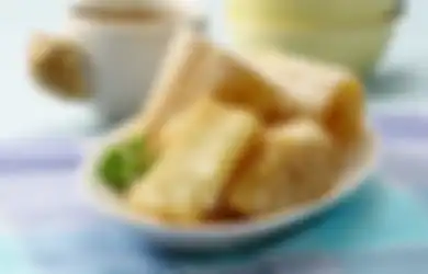Terbongkar Sudah Rahasia Buat Singkong Renyah Merekah dan Empuk Ala Pedagang Gorengan, Kuncinya Gampang Banget Cuma 1 Trik Ini!