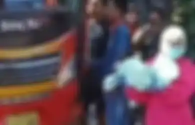 Awalnya Rasakan Mual dan Pengen Balik Pulang, Ibu Hamil Ini Mendadak Lahiran di Dalam Bus saat Perjalanan Tuban-Surabaya, Begini Kondisi Bayinya
