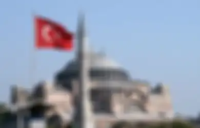 Terharu dan Merinding, Begini Cerita Mahasiswa Indonesia Ikuti Shalat Jumat Pertama di Hagia Sophia: Sambutan Allahu Akbar Bergema 