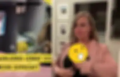 Pegawai Starbucks Ditangkap Karena 'Intip' Payudara Pengunjung, Wanita Ini Malah Sengaja Pasang Kamera di Dadanya Saat Berjalan-jalan, Ternyata Ini Tujuannya