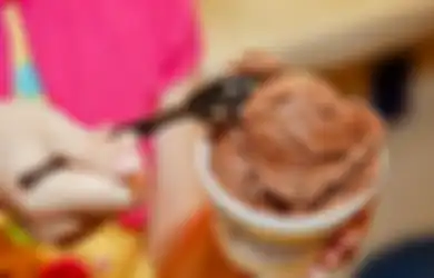 Bisa Sebabkan Batuk dan Pilek, Ternyata Menyantap Es Krim di Pagi Hari Punya Manfaat Luar Biasa bagi Tubuh!