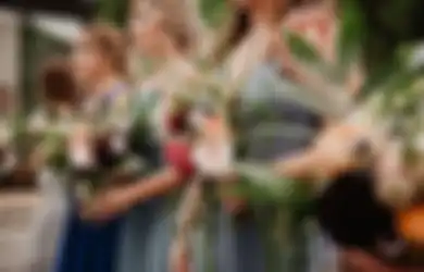 Buktikan Ketulusannya, Pria Ini Nikahi Gadis Lumpuh dengan Modal Rp11 Juta