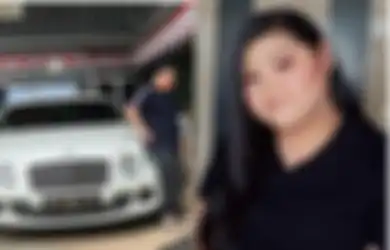 Pantas Saja Masih Muda Sudah Bergelimang Harta, Penyanyi Ini Ternyata Cicit Kandung Pahlawan Nasional Indonesia, Intip Rumah Mewahnya yang Dilengkapi Garasi Berisi Pesawat!