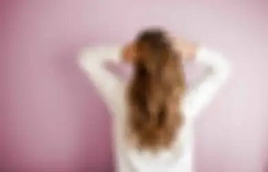 5 Hal Ini Tidak Boleh Dilakukan Setelah Mewarnai Rambut, Bikin Luntur
