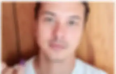 Dikenal Hobi Jalan-jalan, Jawaban Nicholas Saputra Bikin Netizen Malu Saat Ditanya Penghasilannya dari Mana