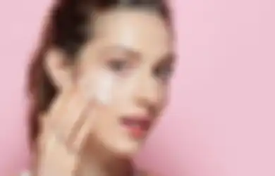 Mau Pakai Cleansing Balm? Kepoin Dulu Keunggulan Produk Ini!
