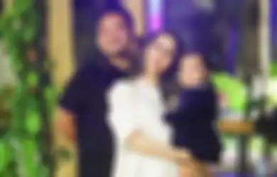 Momo Geisha Umumkan Bakal Dikaruniai Anak Kedua, Begini Ungkapan Syukur Sang Vokalis Untuk Calon Buah Hatinya yang Bikin Haru