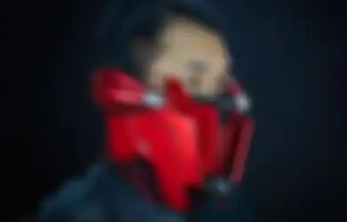 Kewl! Artis Ini Bikin Masker Yang Terinspirasi Gundam, Bisa Buat Tangkal Corona Nggak, Ya?