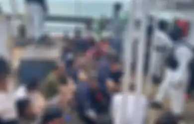Tergiur Gaji Selangit, Pria Asal Tegal Mengais Rezeki Jadi ABK Kapal China, Nasibnya Kini Justru Berakhir Miris Hingga Sang Istri Surati Jokowi untuk Minta Bantuan: Saya Mohon...