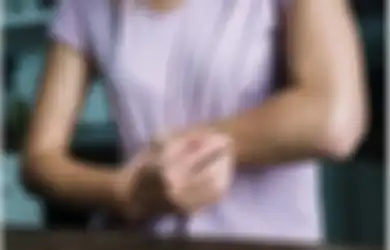 Pantas Badan Gatal-gatal, Ternyata Ada Sesuatu Mengejutkan di Bawah Kasur Wanita Muda Ini, Videonya Sampai Viral