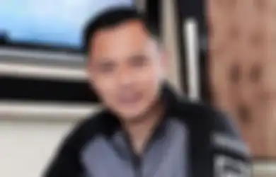 Lihat Fotonya dengan Seragam TNI Terpampang Nyata di Bokong Truk, Agus Harimurti Yudhoyono yang Kini Berkarier Sebagai Politikus Langsung Bereaksi, Suami Annisa Pohan: Bagi Pemilik Truk Ini...