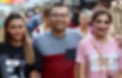 Bikin Netizen Ngelus Dada, Ashanty Santap Nasi Goreng Seharga Rp 1,5 Juta hingga Buat Anang Hermansyah Sewot: Iya Beli, Dilabelin Buat Kenang-kenangan