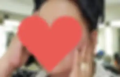  Dulu Tinggal di Gubuk Reot, Pedangdut Ini Sekarang Hidup Mewah di Rumah Megah dengan Toilet Bak Singgasana Raja, Namun Harus Terima Nasib Gagal Dinikahi Oknum Brimob hingga Ditipu Mantan Kekasinya