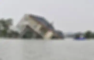 Sudah Jatuh Tertimpa Tangga, Warga dan Kotanya Bonyok Dihajar Corona, Wuhan Kini Diserang Banjir Bandang Mengerikan, Menterinya Sampai Tepok Jidat Urus Rentetan
