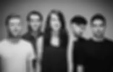 Kosong Jadwal Konser, Mayday Parade Cover Lagu The Beatles 