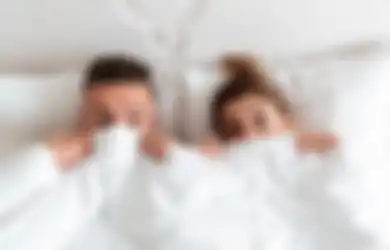 Lupa Menutup Tirai Jendela Hotel, Dua Sejoli yang Asyik Berhubungan Intim Jadi Tontonan Warga
