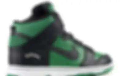 Nggak Cuma Hip-Hop, Ini Deretan Kolaborasi Nike Bareng Kultur Punk dan Heavy Metal