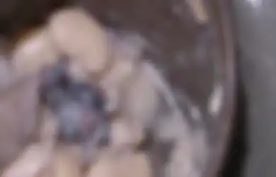 Sesuap Dua Suap Terasa Enak, Siapa Sangka Gumpalan yang Dikira Bumbu Penyedap Ini Justru Bikin Satu Keluarga Muntah-muntah Sampai Jalani Tes Swab, Ternyata...