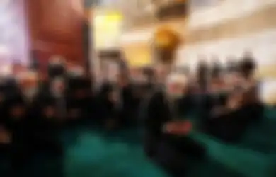 Cekcok Berkepanjangan Yunani dan Turki Setelah Hagia Sophia Jadi Masjid, Saat Sholat Jumat Pertama Justru Yunani Bunyikan Seluruh Lonceng Gereja Sebagai 'Tanda Berduka'