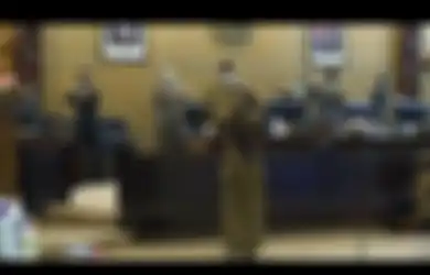 Bupati Jember Dimakzulkan Wakil Rakyat, DPRD dan Kepala Daerah di Sidoarjo Malah Kompak Goyang Penguin di Depan Kamera, Video Jogetnya Bikin Geger Netizen