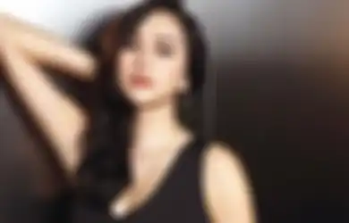 Sekian Lama Bungkam Pilih Larikan Diri Gegara Kabar Video Panasnya dengan Ariel NOAH hingga Dituduh Terlibat Prostitusi Online, Aura Kasih Angkat Bicara Sampai Berani Sumpah Beberkan Fakta Mengejutkan Ini