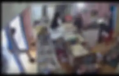 Viral Video Pria di Kalimantan Injak Kepala Kucing Hamil Hingga Mati