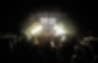 Konser Drive-In The Chainsmokers Tuai Kecaman, Para Penonton Langgar Social Distancing