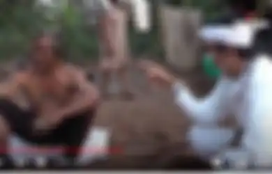 Berawal dari Mobil Mogok, 2 Keluarga Ini Tinggal di Gubuk Reot Tengah Hutan Selama Belasan Tahun