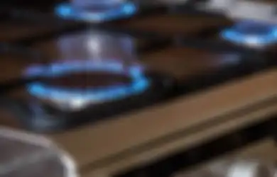 Mau Gas Awet Berbulan-bulan? Ini Trik Hemat dari Restoran Saat Masak dengan Kompor Gas