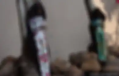 Hilangkan Kesan Mistis, YouTuber ini Ubah Jenglot Pake Motif Hello Kitty