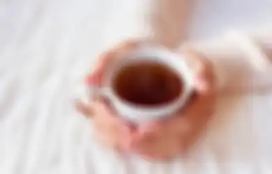 Teh & 4 Jenis Makanan dan Minuman yang Enggak Boleh Dikonsumsi Setelah Minum Obat!