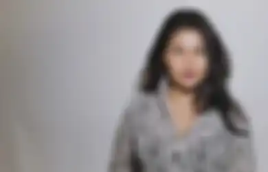 Niat Hati Menghibur dengan Goyangan Hebohnya di Atas Panggung, Rosa Meldianti Malah Panen Cibiran  dari Netizen: Dia yang Nyanyi Gue yang Malu!