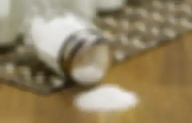 Emak-emak Bisa Terkejut kalau Tahu, Coba Taburkan Garam ke Pintu dan Lihat Sendiri Efek Luar Biasa yang Bakal Terjadi