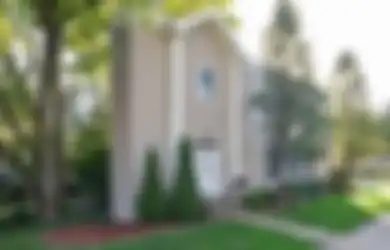 Bisa-bisanya Rumah Tipis Layaknya Lorong Ini Dijual Rp 3,9 Miliar, Begini Isinya yang Auto Bikin Melongo