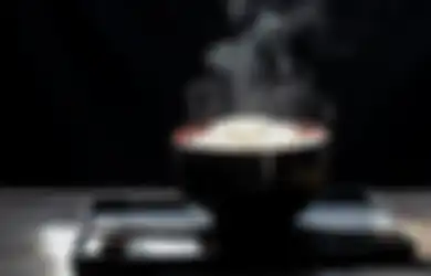 Sebaiknya Hindari Makan Nasi Hangat yang Baru Matang Jika Anda Memiliki Kondisi Ini, Lebih Aman Konsumsi Nasi Dingin
